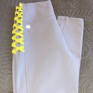 Fabletics legging EUC Offers Welcomed